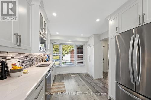 1168 Pebblestone Crescent, Pickering (Liverpool), ON - Indoor Photo Showing Kitchen With Double Sink