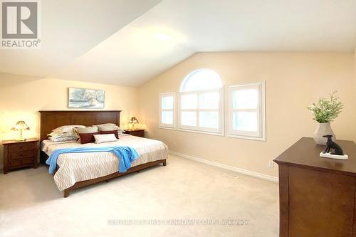 1859 Coronation Drive, London, ON - Indoor Photo Showing Bedroom