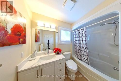 1859 Coronation Drive, London, ON - Indoor Photo Showing Bathroom