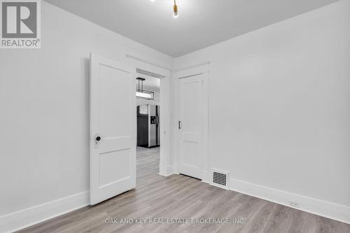 348 Wharncliffe Road S, London, ON - Indoor Photo Showing Other Room