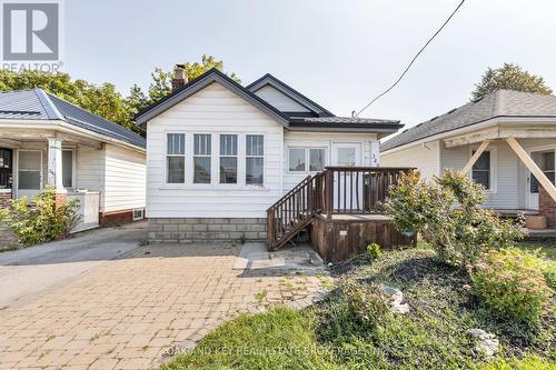 348 Wharncliffe Road S, London, ON - Outdoor With Deck Patio Veranda