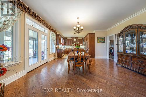 18 Wolford Court, Georgina (Historic Lakeshore Communities), ON - Indoor Photo Showing Dining Room