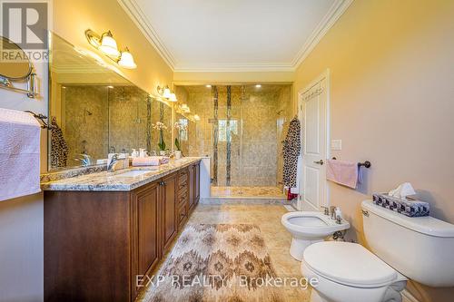 18 Wolford Court, Georgina (Historic Lakeshore Communities), ON - Indoor Photo Showing Bathroom