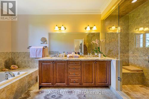 18 Wolford Court, Georgina (Historic Lakeshore Communities), ON - Indoor Photo Showing Bathroom