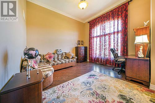 18 Wolford Court, Georgina (Historic Lakeshore Communities), ON - Indoor