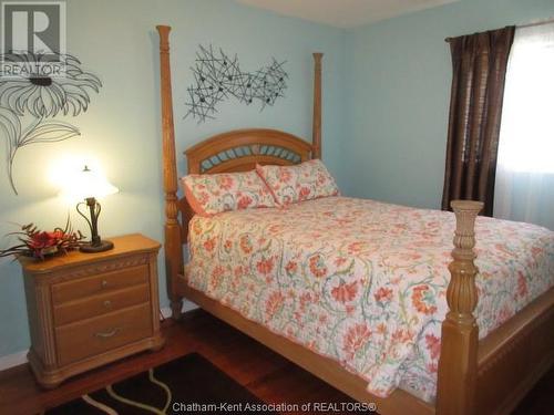 69 Monarch Drive, Chatham, ON - Indoor Photo Showing Bedroom