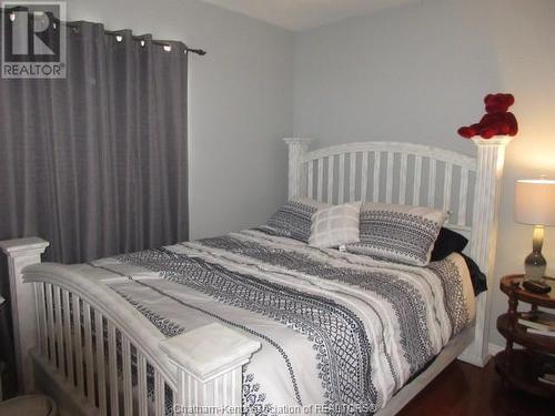 69 Monarch Drive, Chatham, ON - Indoor Photo Showing Bedroom