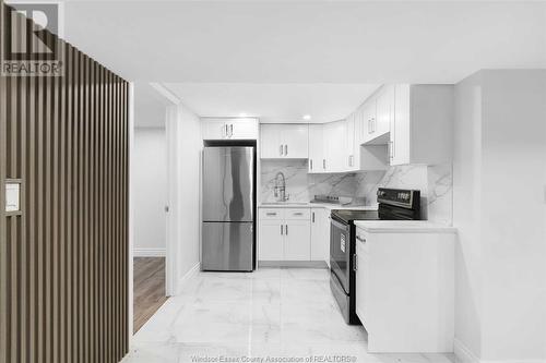 133 North Rear Road, Maidstone, ON - Indoor Photo Showing Kitchen