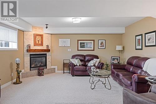 1366 Venetian, Windsor, ON - Indoor Photo Showing Living Room With Fireplace