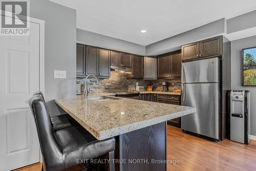 9 Mulligan Lane, Georgian Bay, ON - Indoor Photo Showing Kitchen With Stainless Steel Kitchen