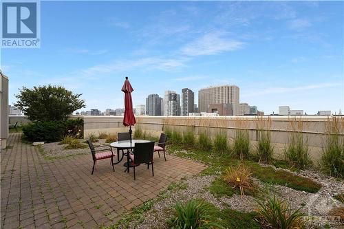 138 Somerset Street W Unit#1002, Ottawa, ON - Outdoor