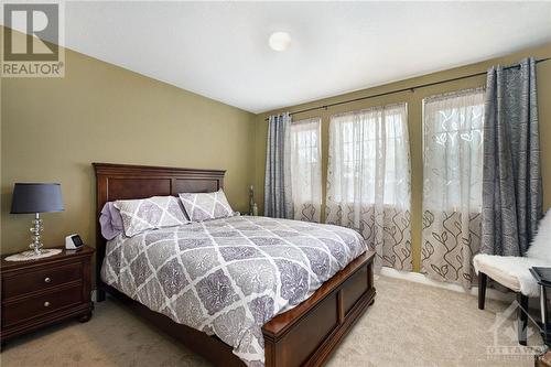 235 Station Boulevard, Ottawa, ON - Indoor Photo Showing Bedroom