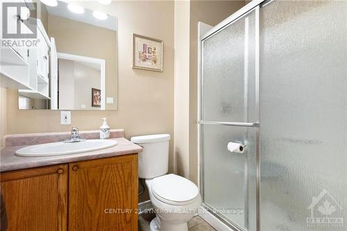 235 Station Boulevard, Ottawa, ON - Indoor Photo Showing Bathroom