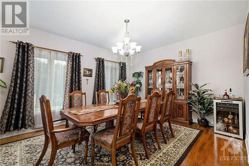 235 Station Boulevard, Ottawa, ON - Indoor Photo Showing Dining Room