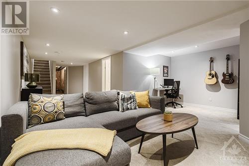 6750 Breanna Cardill Street, Ottawa, ON - Indoor Photo Showing Living Room