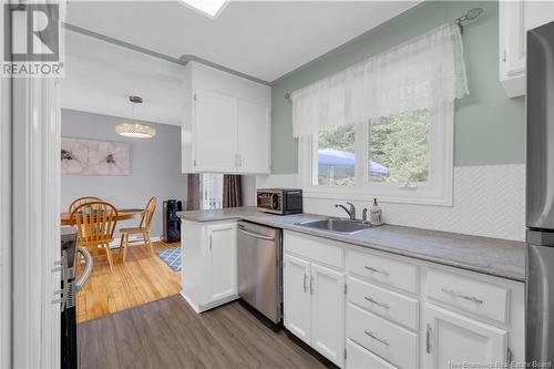 164 Lakewood Avenue, Saint John, NB - Indoor Photo Showing Kitchen