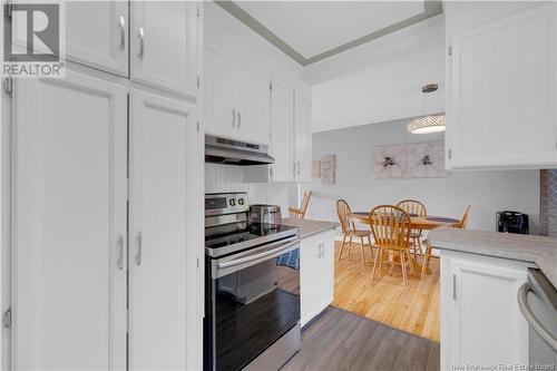 164 Lakewood Avenue, Saint John, NB - Indoor Photo Showing Kitchen