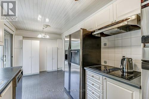 50 Grassmere Crescent, Brampton (Northgate), ON - Indoor Photo Showing Kitchen