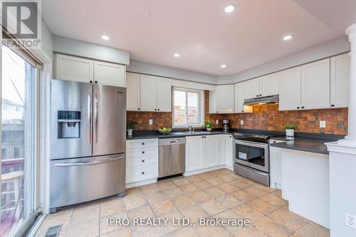 17 Frontenac Crescent, Brampton, ON - Indoor Photo Showing Kitchen With Double Sink