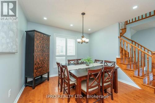 17 Frontenac Crescent, Brampton (Fletcher'S Meadow), ON - Indoor Photo Showing Dining Room