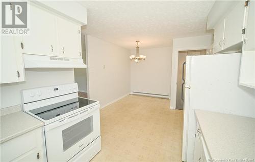 106 Kingston Avenue, New Maryland, NB - Indoor Photo Showing Kitchen