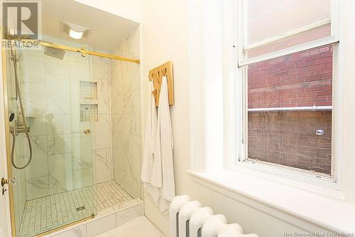 122 Carmarthen Street, Saint John, NB - Indoor Photo Showing Bathroom