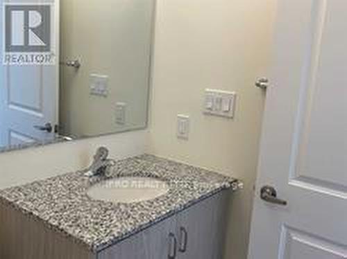 104 - 200 Lagerfeld Drive, Brampton, ON - Indoor Photo Showing Bathroom