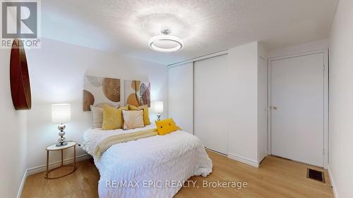 100 - 275 Broadview Avenue, Toronto, ON - Indoor Photo Showing Bedroom