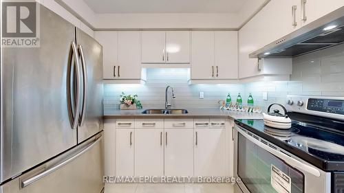 100 - 275 Broadview Avenue, Toronto, ON - Indoor Photo Showing Kitchen With Double Sink