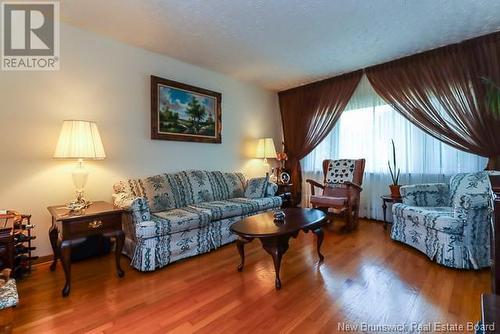 5 Beverly Drive, Saint John, NB - Indoor Photo Showing Living Room