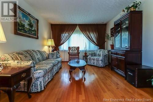 5 Beverly Drive, Saint John, NB - Indoor Photo Showing Living Room