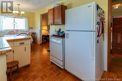 5 Beverly Drive, Saint John, NB - Indoor Photo Showing Kitchen