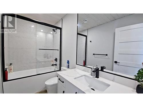 6845 Santiago Loop, Kelowna, BC - Indoor Photo Showing Bathroom