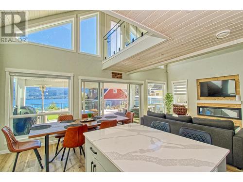 6845 Santiago Loop, Kelowna, BC - Indoor Photo Showing Dining Room