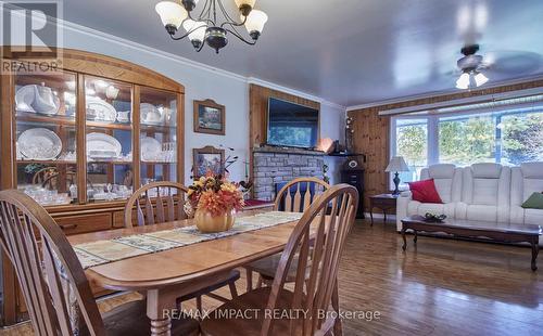 6 Kawartha Crescent, Kawartha Lakes, ON - Indoor Photo Showing Dining Room