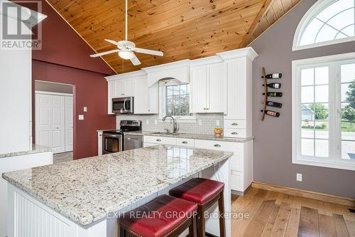 144 County Road 3, Prince Edward County (Ameliasburgh), ON - Indoor Photo Showing Kitchen With Upgraded Kitchen