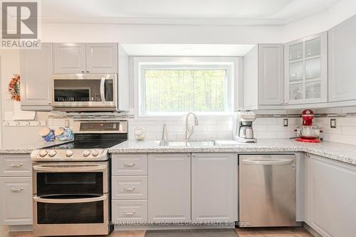 4969 25Th Side Road, Essa, ON - Indoor Photo Showing Kitchen