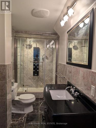 36 Louvre Circle, Brampton (Vales Of Castlemore North), ON - Indoor Photo Showing Bathroom