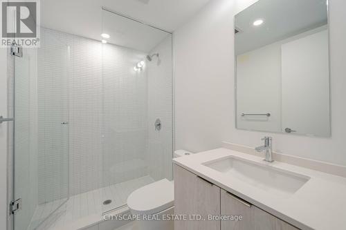 818 - 1 Jarvis Street, Hamilton (Beasley), ON - Indoor Photo Showing Bathroom