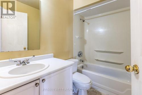 18 - 6157 Kingston Road, Toronto, ON - Indoor Photo Showing Bathroom