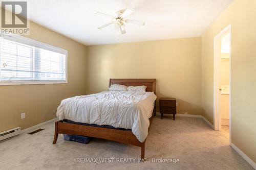 18 - 6157 Kingston Road, Toronto (Centennial Scarborough), ON - Indoor Photo Showing Bedroom