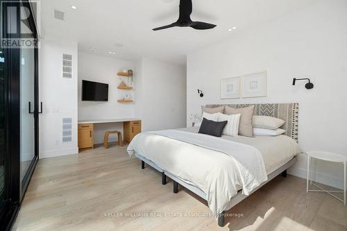 1 Lake Shore Drive, Toronto (New Toronto), ON - Indoor Photo Showing Bedroom