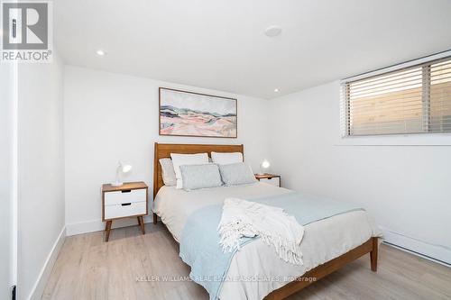 1 Lake Shore Drive, Toronto, ON - Indoor Photo Showing Bedroom