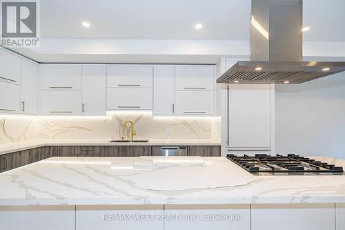 14 Montye Avenue, Toronto, ON - Indoor Photo Showing Kitchen