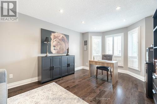 462 Cullen Avenue, Mississauga, ON - Indoor