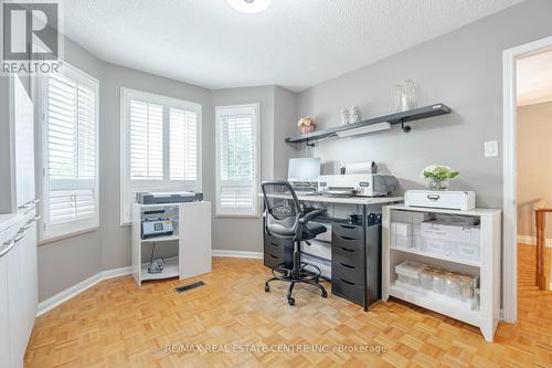 462 Cullen Avenue, Mississauga (Cooksville), ON - Indoor Photo Showing Office