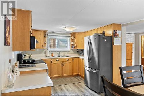 1766 Dominion, Windsor, ON - Indoor Photo Showing Kitchen With Double Sink