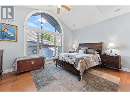 1124 Fairview Road, Oliver, BC - Indoor Photo Showing Bedroom