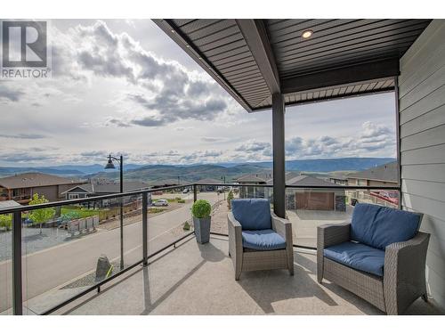 305 Baldy Place, Vernon, BC - Outdoor With View With Exterior