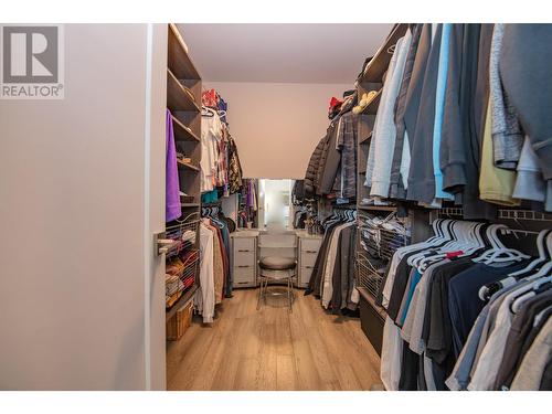 305 Baldy Place, Vernon, BC - Indoor With Storage